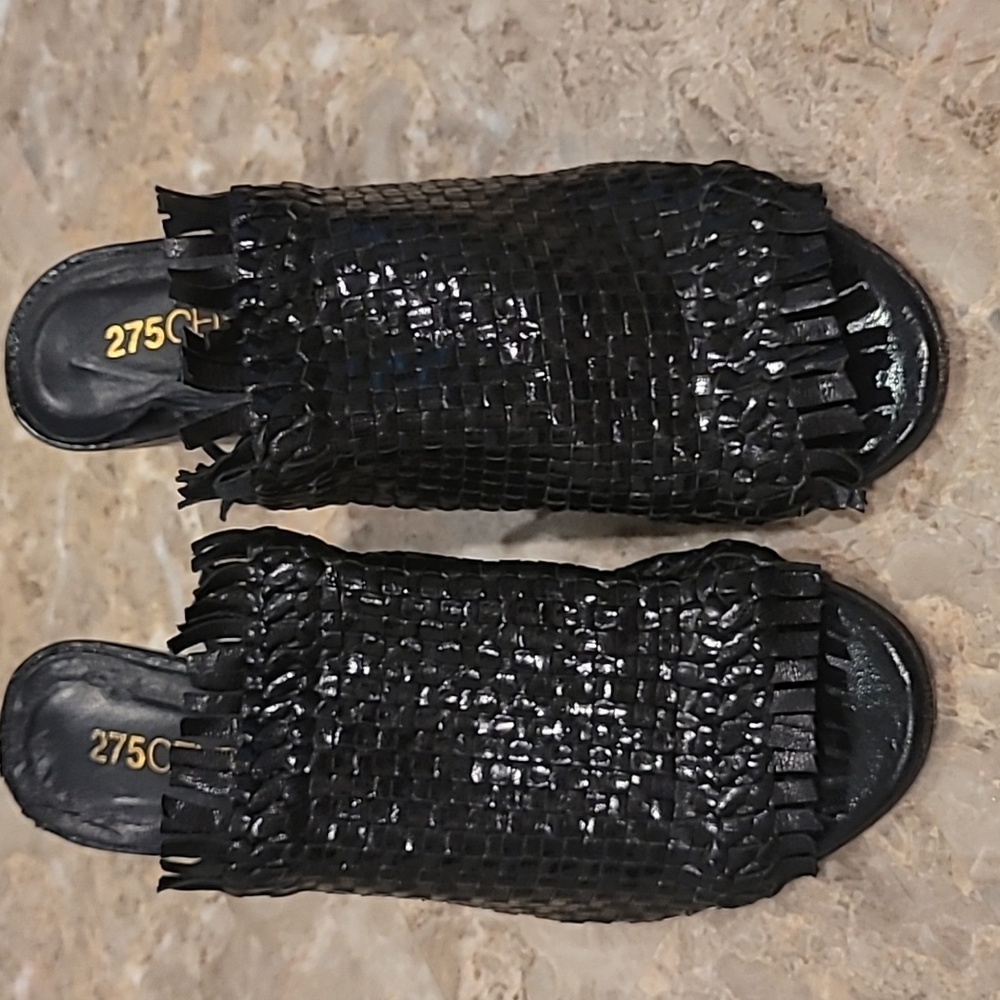275 CENTRAL SHOES SIZE 6
